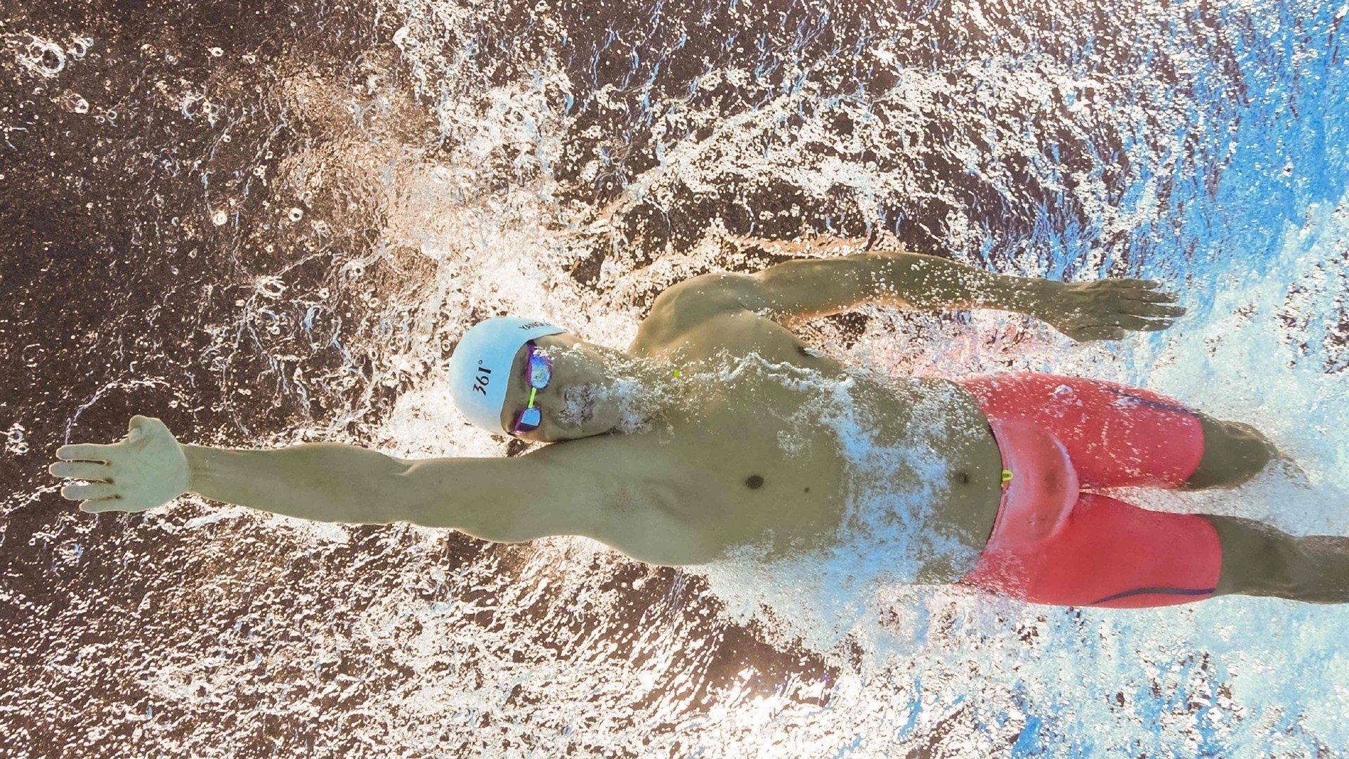 李铁首期国足集训名单出炉引发争议,卓尔俱乐部董事长坦言看了脸红